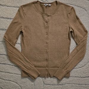 GAP Women's Tan Cardigan Sweater
